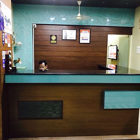 Iroomz Vaishali Residency Беллари Экстерьер фото